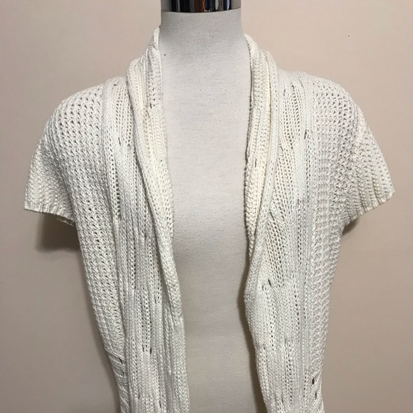 Pure Handknit Women’s Cardigan - Picture 2 of 9